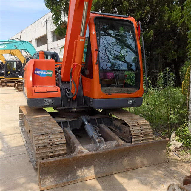 8 Ton Ready Used Excavator For Work And Experienced Used Korea Imported Doosan DX 75