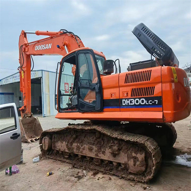 29 Ton Ready Used Excavator For Work And Experienced Used Korea Imported Doosan DX 300LC In Good Condition