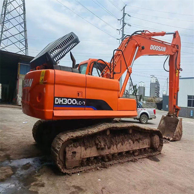 29 Ton Ready Used Excavator For Work And Experienced Used Korea Imported Doosan DX 300LC In Good Condition