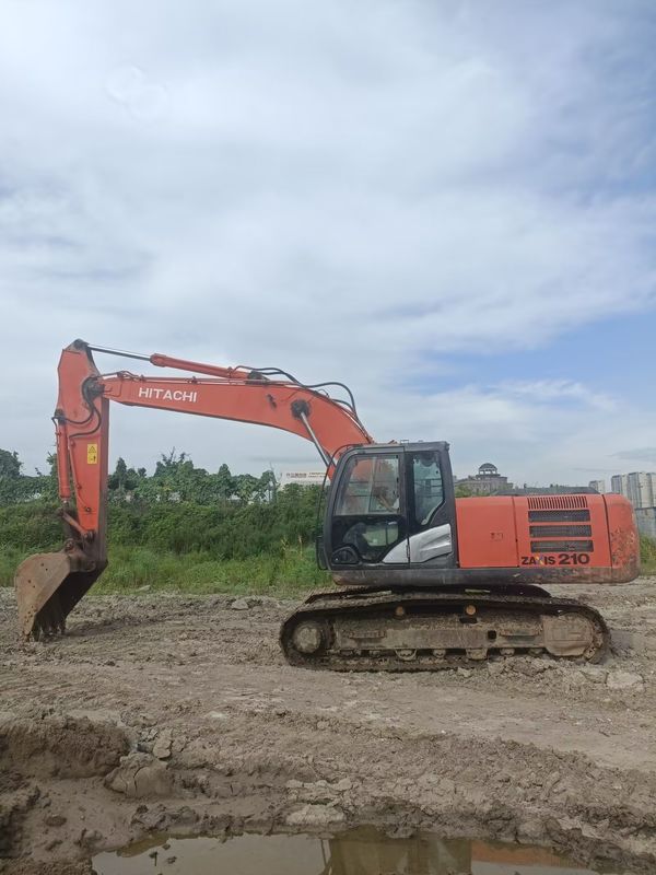 21 Ton Ready Used Excavator For Work And Experienced Used Korea Imported Hitachi 210-5G
