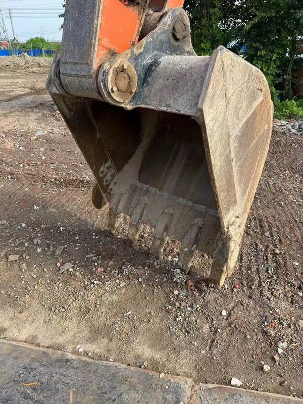 20 Ton Ready Used Excavator For Work And Experienced Used Korea Imported Hitachi 200-5A In Good Condition