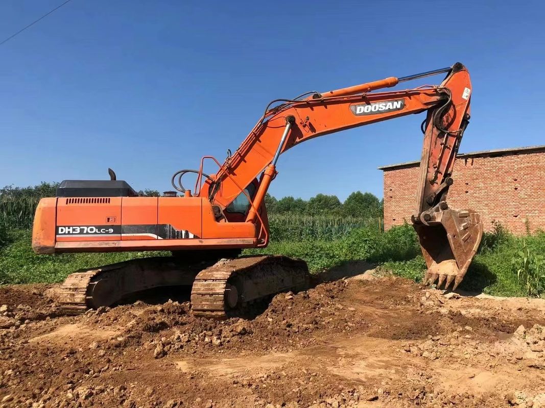 37 Ton Ready Used Excavator  For Work And Experienced Used Korea Imported DOOSAN DH370LC-9 In Good Condition