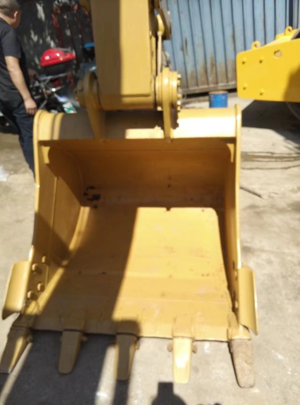17.9 ton almost new Japan imported crawler excavator machine used refurbish CAT 318 D2L