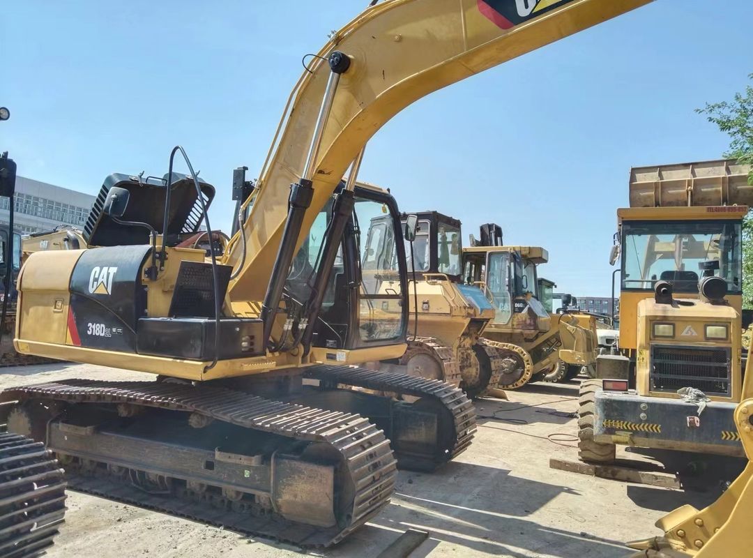 17.9 ton almost new Japan imported crawler excavator machine used refurbish CAT 318 D2L