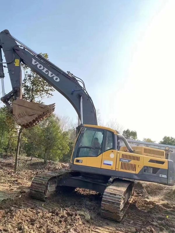 Sweden imported high quality Volvo EC380 crawler excavator machine used almost new
