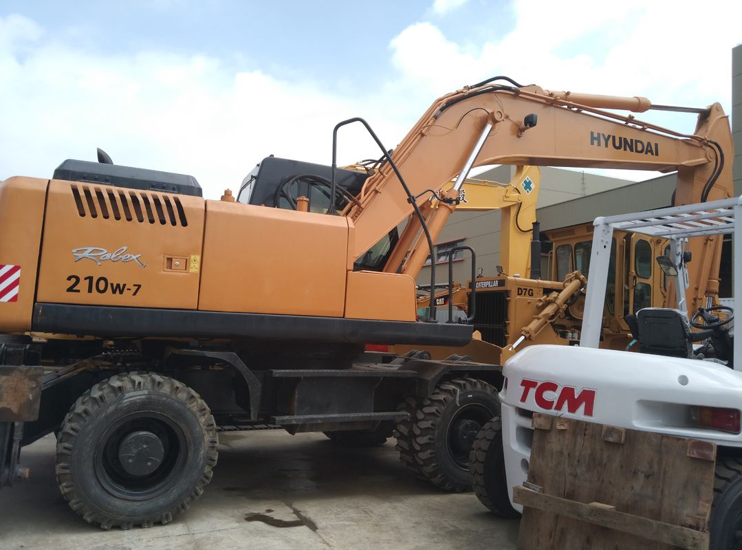 21.2 Ton Hyundai 210W-7 Used Wheel Excavator Bucket capacity 1.34m3