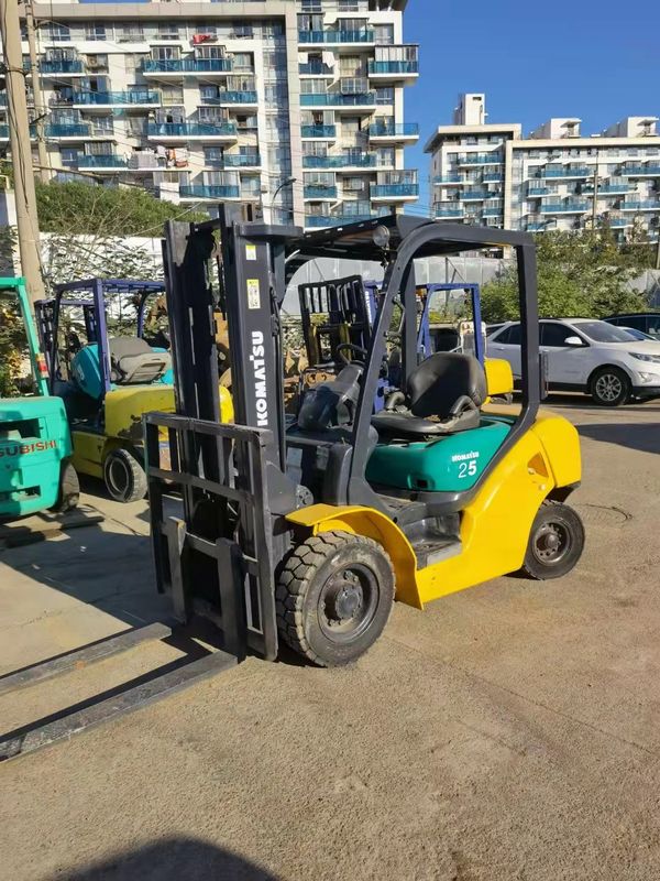 Japan Used Compact Electric Forklift Komatsu 2.5 Ton Forklift Engine Power