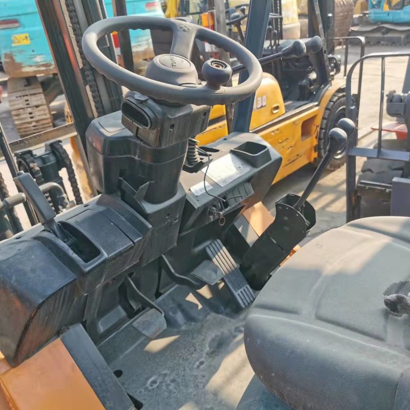Japan Used Compact Electric Forklift TOYOTA 2.5 Ton Forklift Engine Power