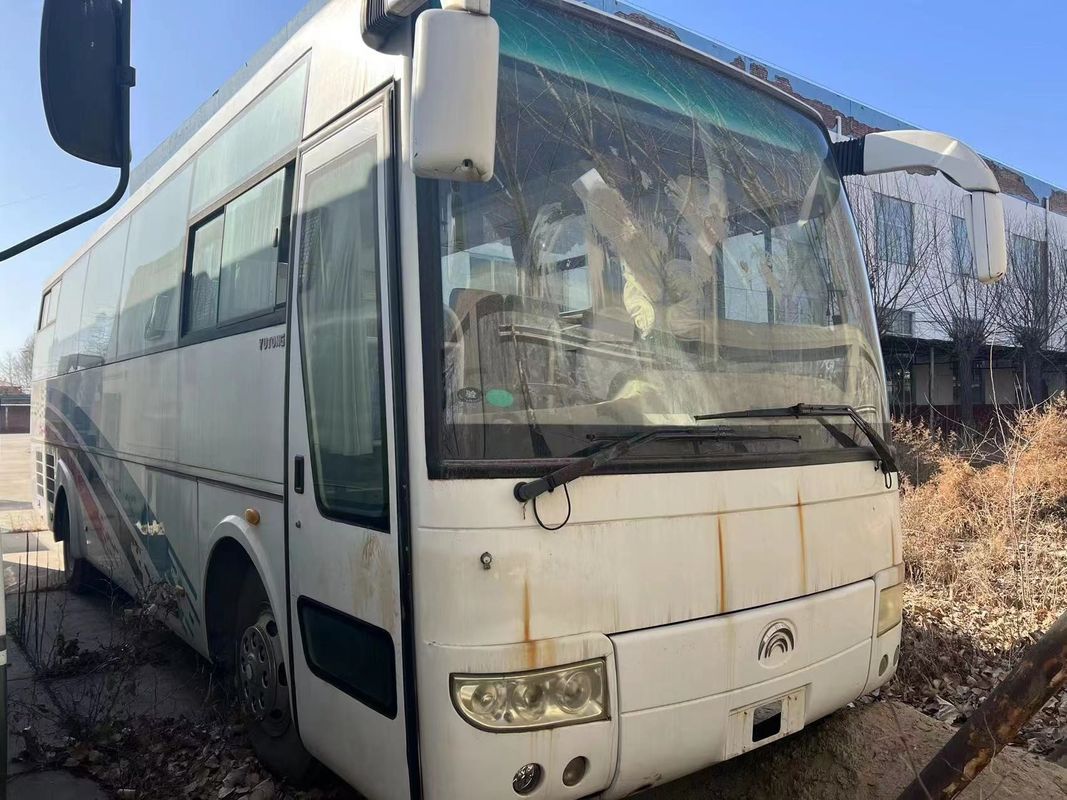 Used 40 Seats High Quality Bus Made In China YuTong Bus With One Year Warranty