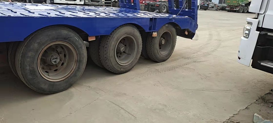 Two-axle Lowbed Semi Trailer Featuring Low Ground Clearance And Strong Load-bearing Capacity