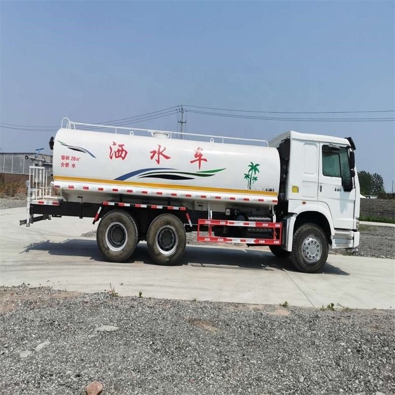 Carbon Steel Tank Isuzu Howo Water Truck Perfect Condition Japan Imported Second-Hand