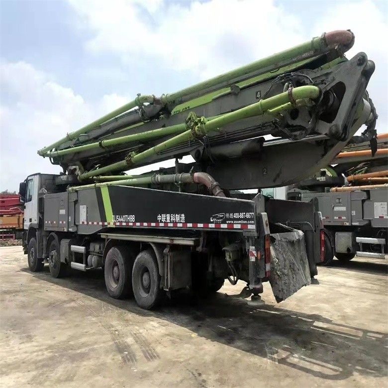 Used Zoomlion Concrete Pump Truck 37m 42m 48m 52m Assurance and Optimal Performance