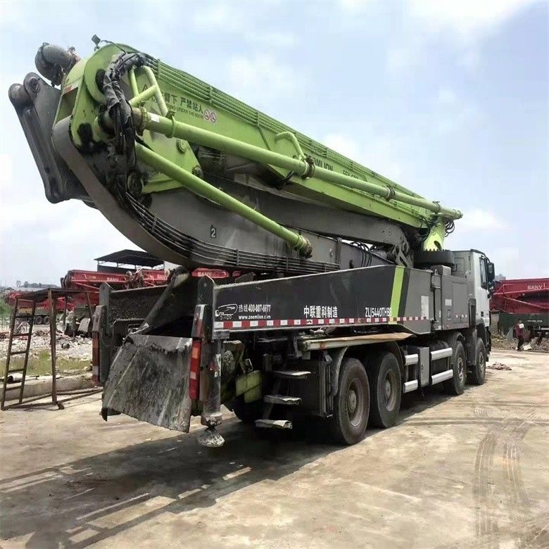 Used Zoomlion Concrete Pump Truck 37m 42m 48m 52m Assurance and Optimal Performance