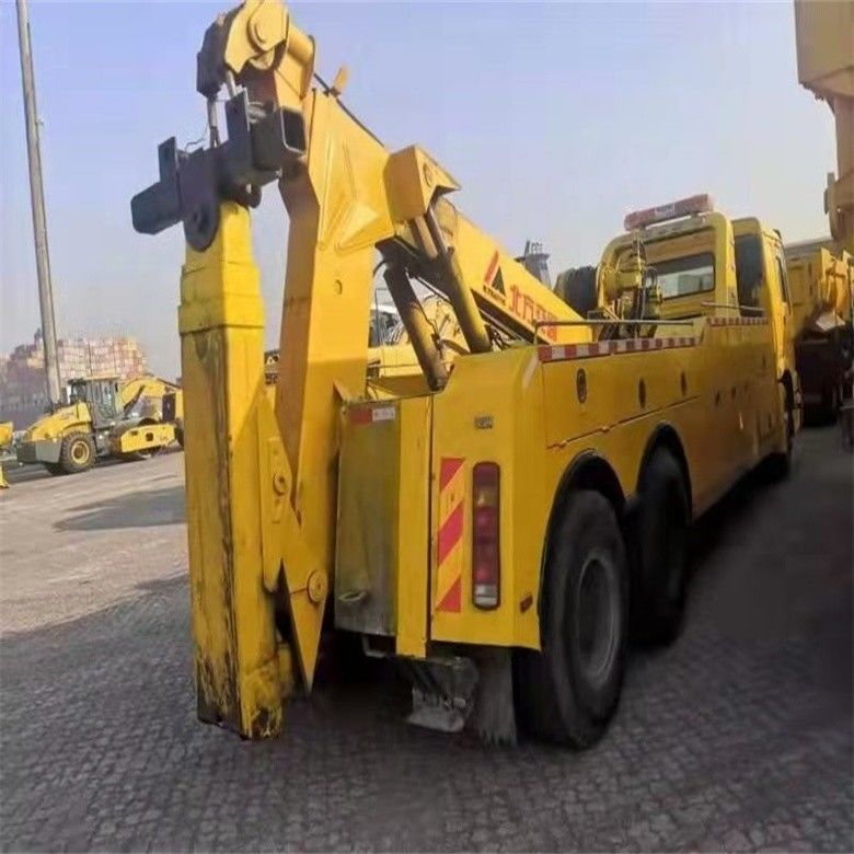 Lower Hours Used Howo 6*4 Wrecker Tow Truck 8*4 Tow Body With ISO9001 / CCC Certified