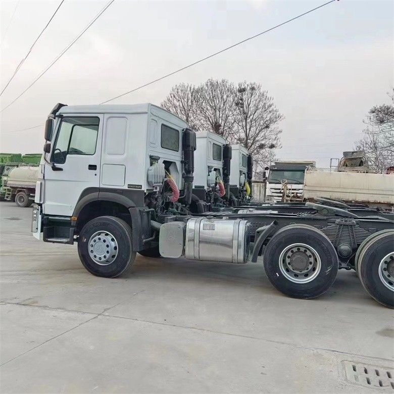 430 Clutch Model Sinotruk Trailer Tractor Truck Head Units For Heavy Truck Efficiency