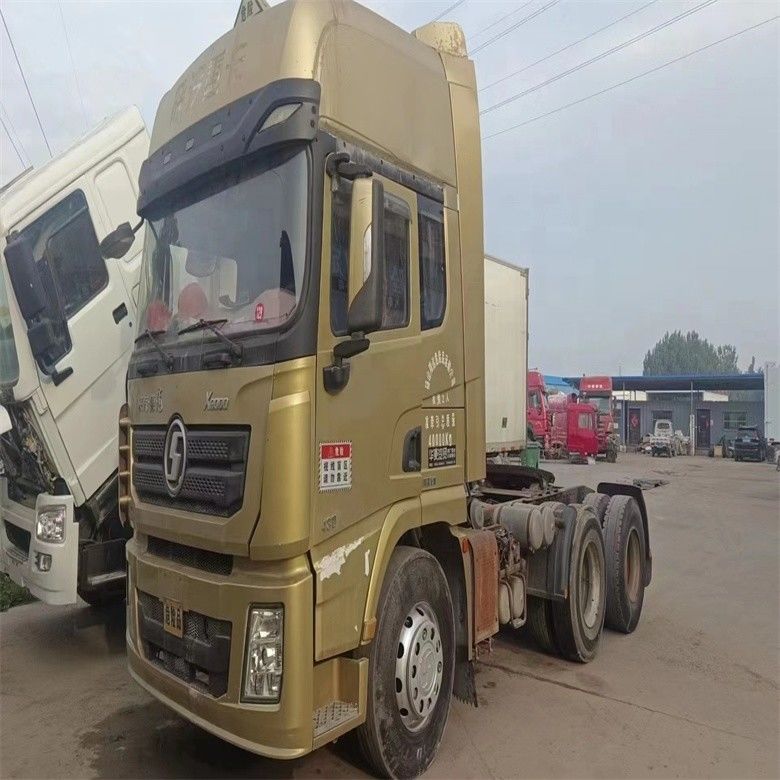 Second Hand Shacman 6 X 4 ADE X3000 With Normal Driver's Seat And Manual Transmission