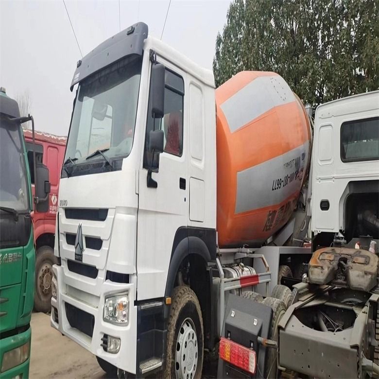 7M³/H Productivity Used HOWO Concrete Mixer Truck 6*4 371HP 375HP in Good Condition