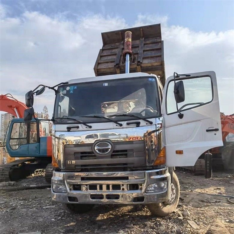 Multimedia System Used HINO 6*4 Heavy Duty 700 Dump Truck for Heavy Construction