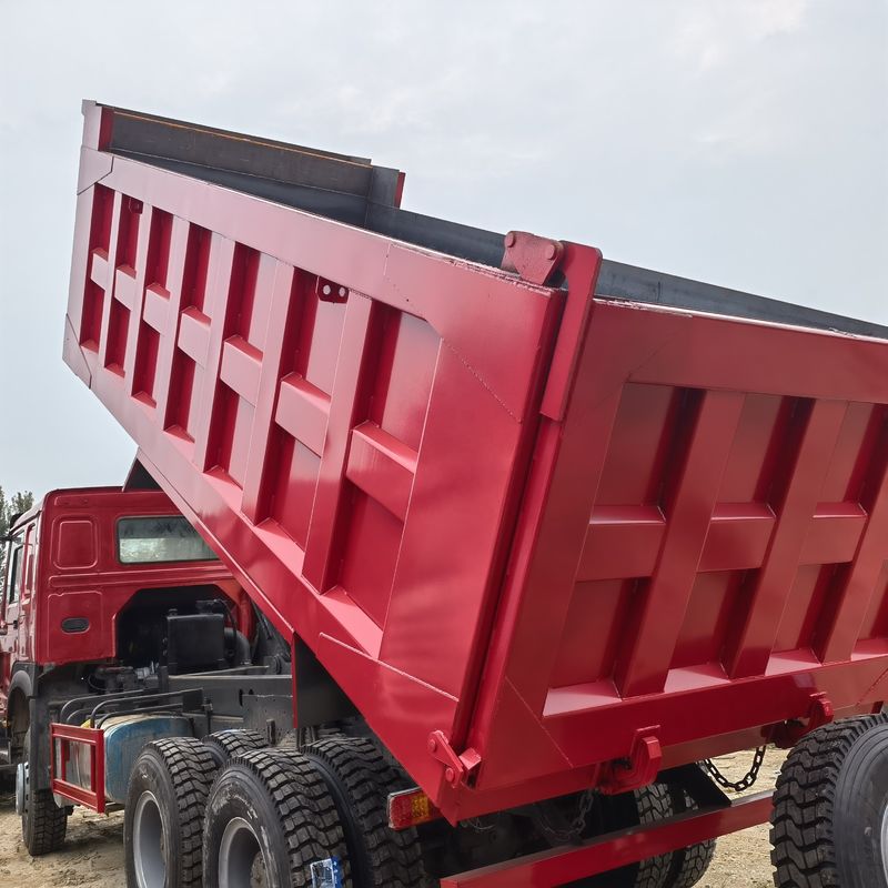 Second Hand 371hp Dump Truck Used Howo 6x4 Tipper Truck with Multimedia System 10 Wheel