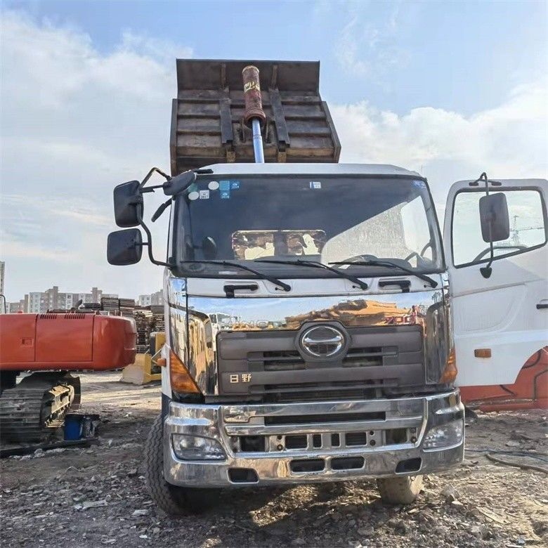 Second-hand Japan Hino Used Dump Trucks With YUCHAI Engine In Working Hours 2020