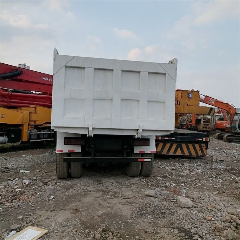 Second-hand Japan Hino Used Dump Trucks With YUCHAI Engine In Working Hours 2020