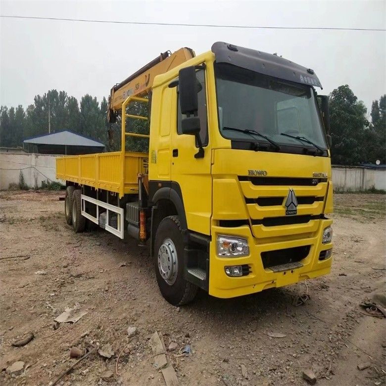 Sinotruk WD615 Engine Model 10 Ton Truck Mounted Crane with Original Hydraulic Cylinder