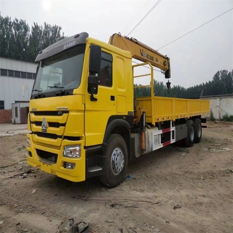 Sinotruk WD615 Engine Model 10 Ton Truck Mounted Crane with Original Hydraulic Cylinder