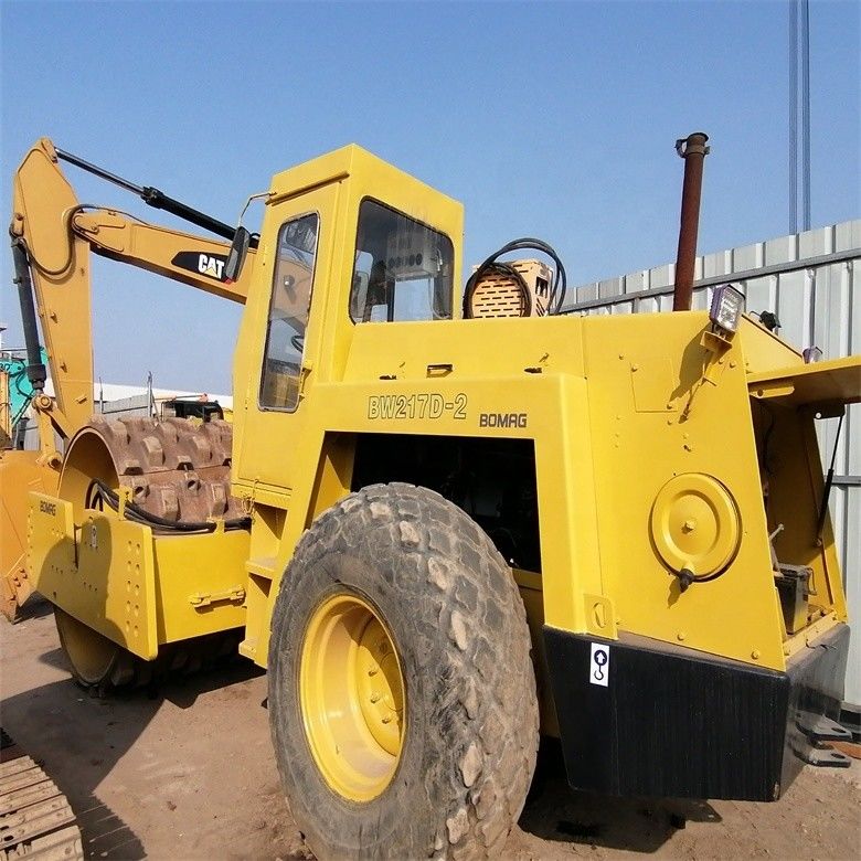 Diesel Engine Road Paving Bomag BW217D-2 Used Single Drum Sheep Foot Hydraulic Road Roller