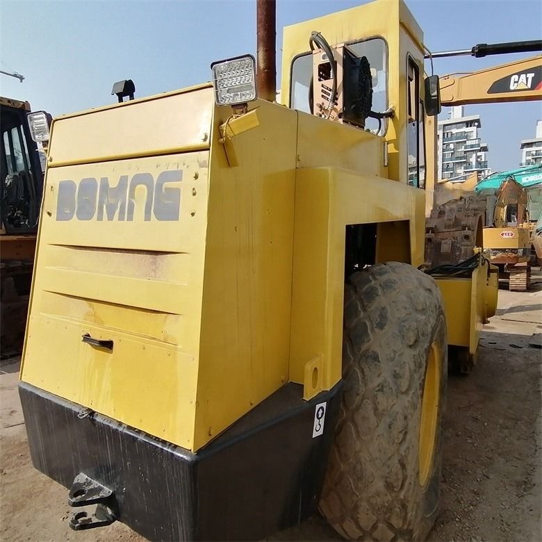 Diesel Engine Road Paving Bomag BW217D-2 Used Single Drum Sheep Foot Hydraulic Road Roller