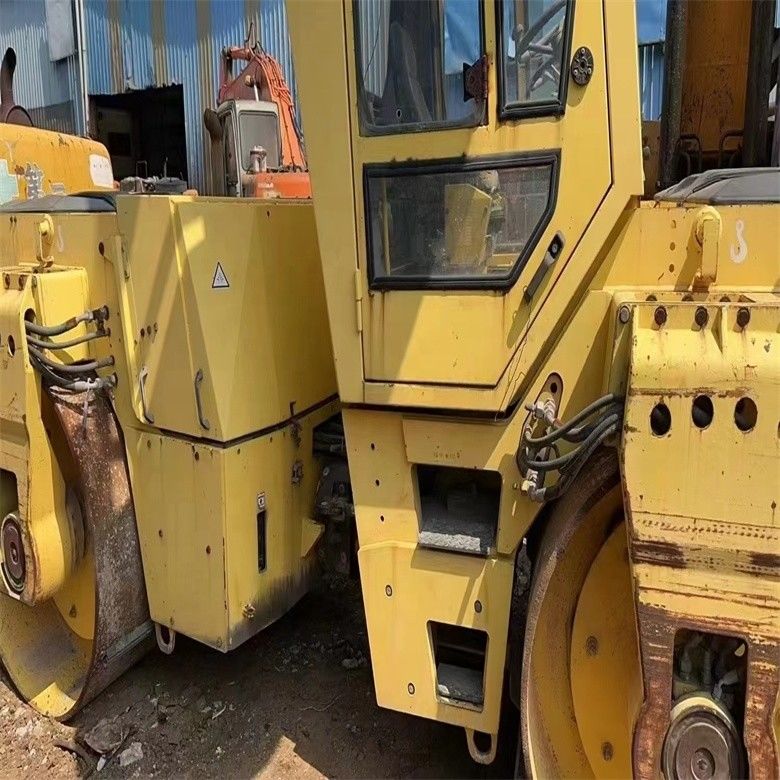 10 T Operating Weight Used BOMAG BW 202 AHD-2 Road Roller And Performance Guaranteed
