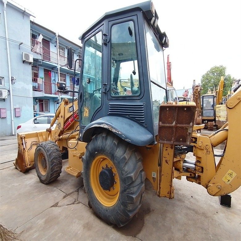 Original Hydraulic Pump Used JCB 3CX Backhoe Loader 6.07 tons Rated Load Good Condition
