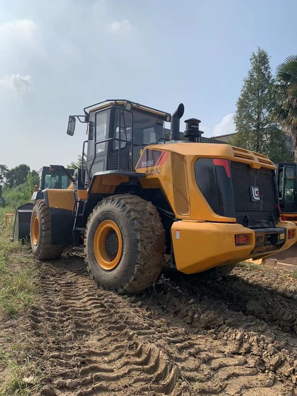Liugong 856H 5 Ton Wheel Loader 6 Cylinders 1.8-5.6 m3 Bucket Capacity for 1 Year