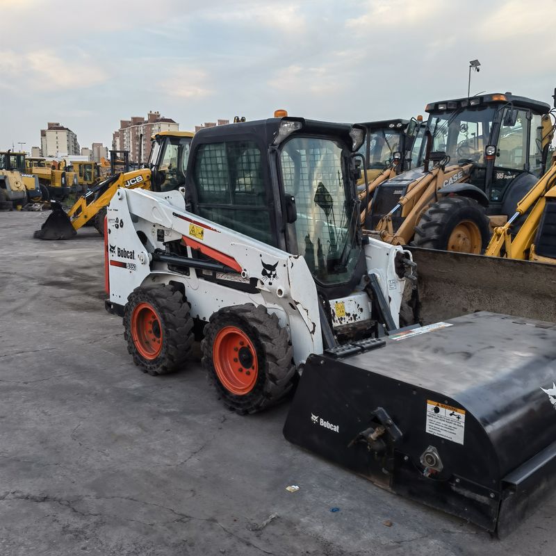 Moving Type Wheel Skid-Steer Loader BOCAT S550 Used Loader For Construction Works Working