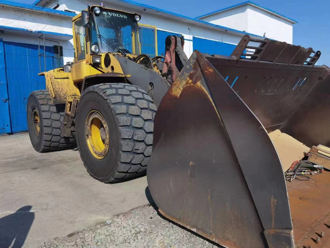 4WD Drive Type Used Loader VOLVO L220E Original Design Wheel Skid-Steer Loader Moving Type