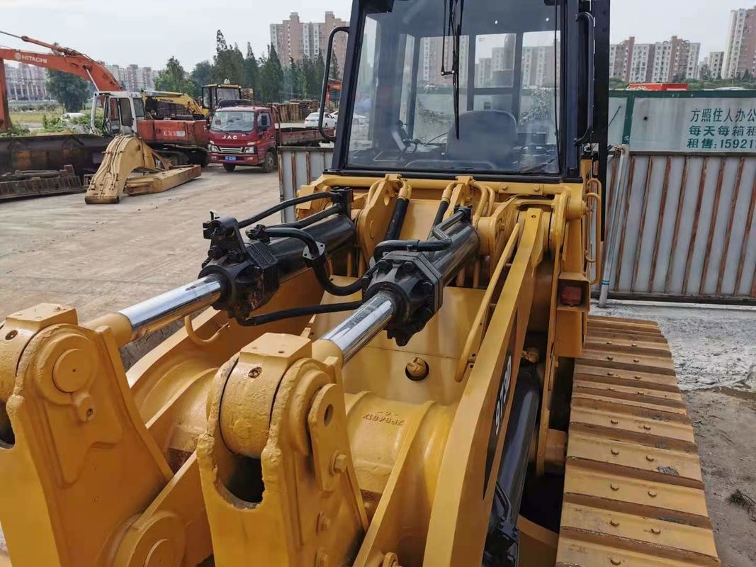 Japan Used Wheel Loader For Smooth And Moving Type Operations CAT 973