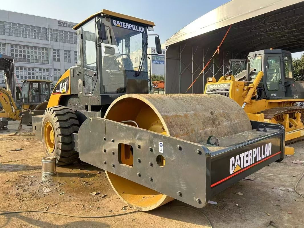 Used CAT CS-683E Vibratory Roller Compactor  1.8 mm Amplitude 134 kW Engine Power