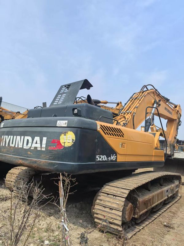 Used Hyundai 520L-9VS Excavator High-Performance Affordable Export From China