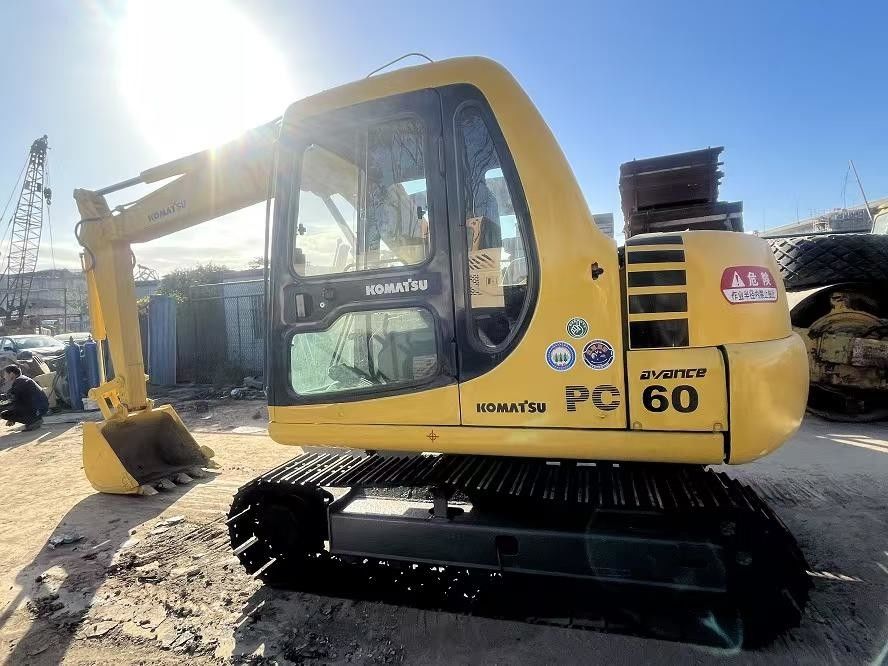 Used KOMATSU Crawler Excavator PC60-7 Second-Hand KOMATSU PC60-7 Track Excavator Excavation Equipment