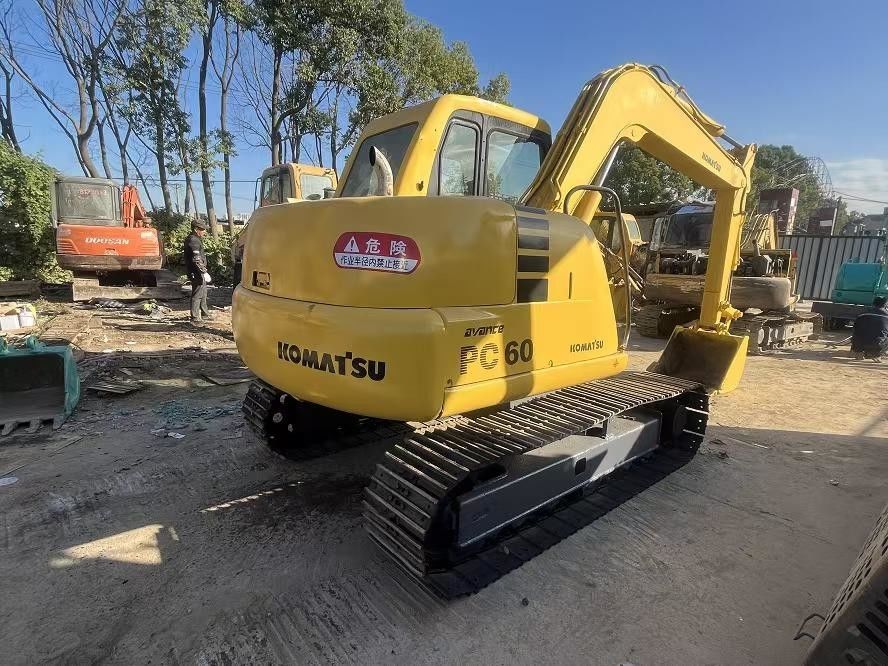 Used KOMATSU Crawler Excavator PC60-7 Second-Hand KOMATSU PC60-7 Track Excavator Excavation Equipment