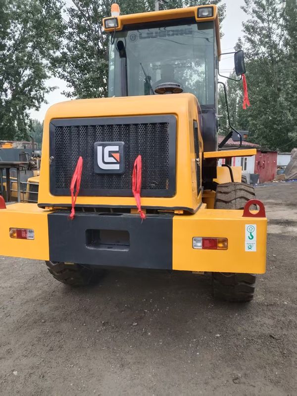 Used LIUGONG 835 Wheel Loader Reliable Second-Hand Loader 1.7 M3 Bucket Capacity