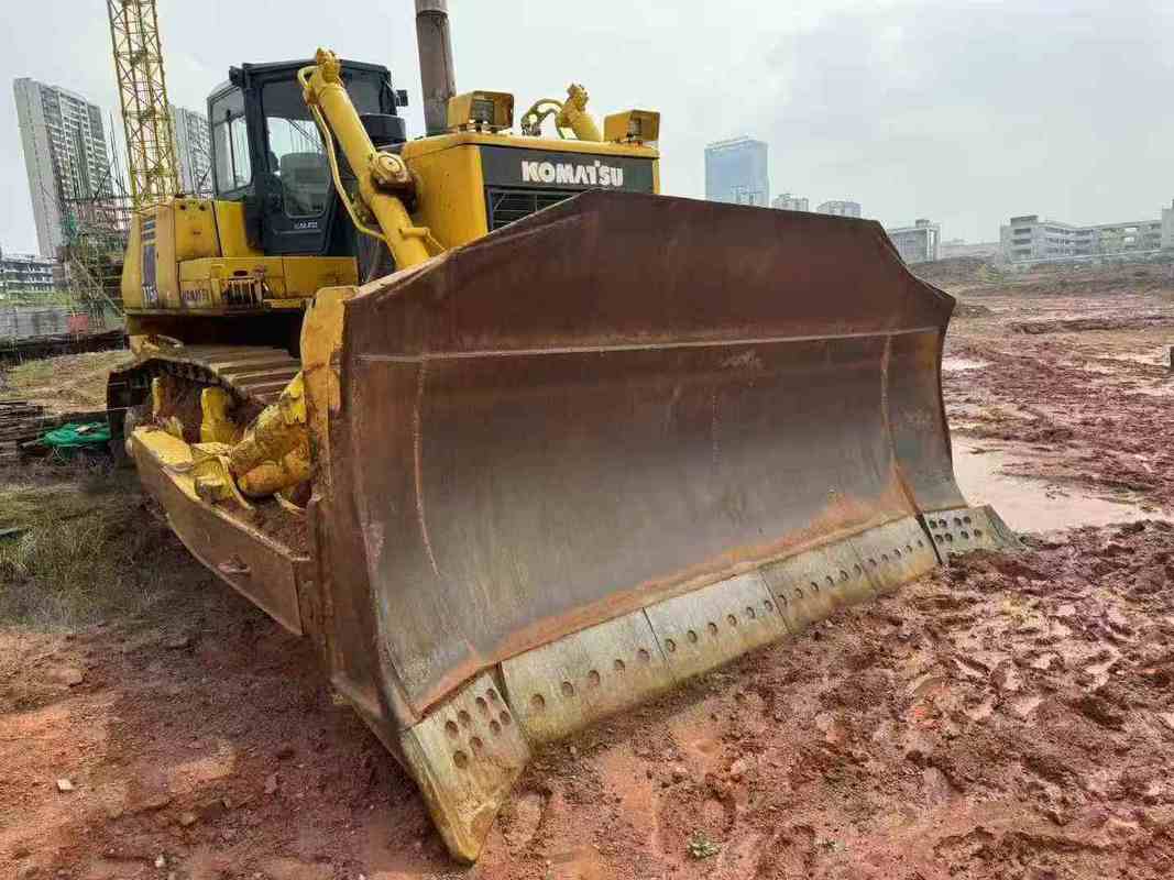 Used Komatsu D375A-5 Bulldozer for Sale | 68 Ton Crawler Dozer Exported from China