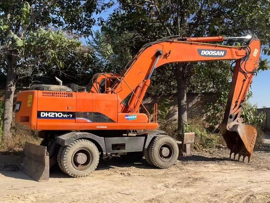 Doosan Dh210w-7 Used Korea Used Wheel Loader Wheel Excavator 101kW